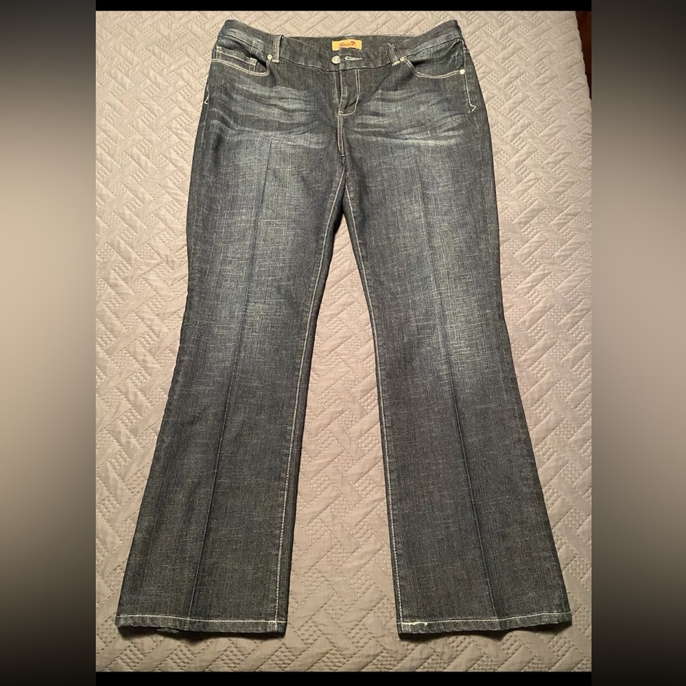 Seven7 Jeans Women Size 20 Dark Denim Flared  Embroidered Pocket Cotton Blend - Picture 16 of 16